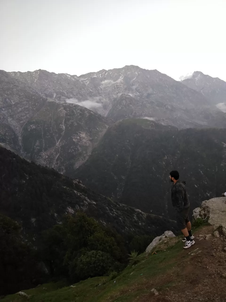 Photo of Dharamsala, Mcleodganj, Triund- an unforgettable trip with least expense by Aniket Bajoria