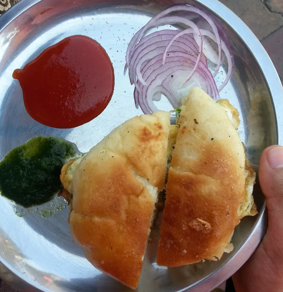 Photo of Chappan Dukan ( 56 Shops ), Indore, Madhya Pradesh, India by Oindrila Soni