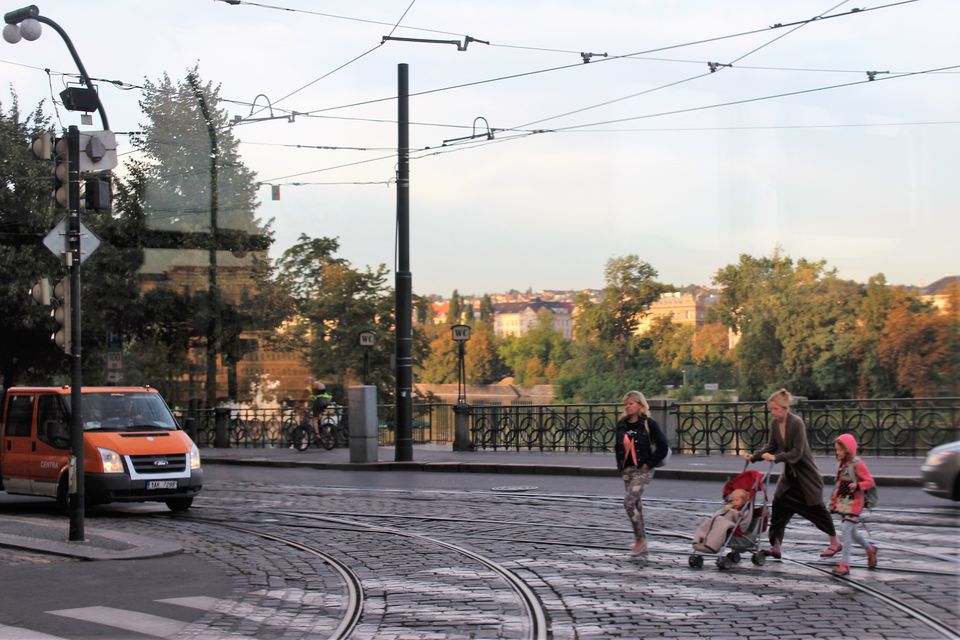 Photo of I Travelled Alone Through Europe, And Realised That If You Are Not Careful You Will Be Sorry 3/6 by Oindrila Soni