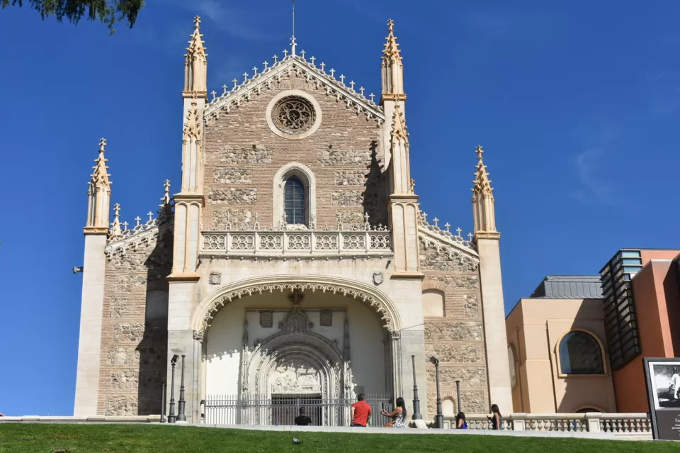 Photo of Carrera de San Jerónimo, Madrid, Spain by Manmeet Kaur