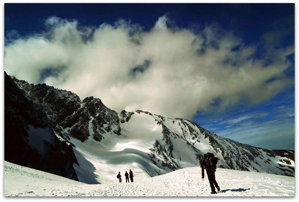 skeleton lake trek