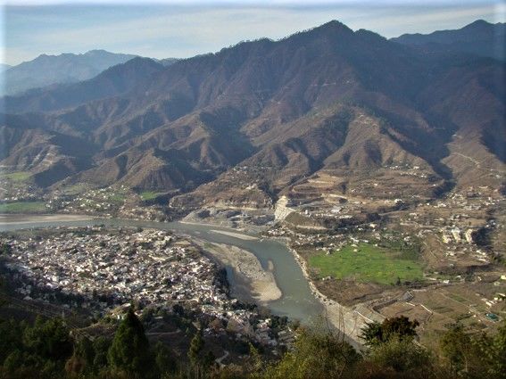 Photo of Srinagar, Uttarakhand, India by Avantika Chaturvedi