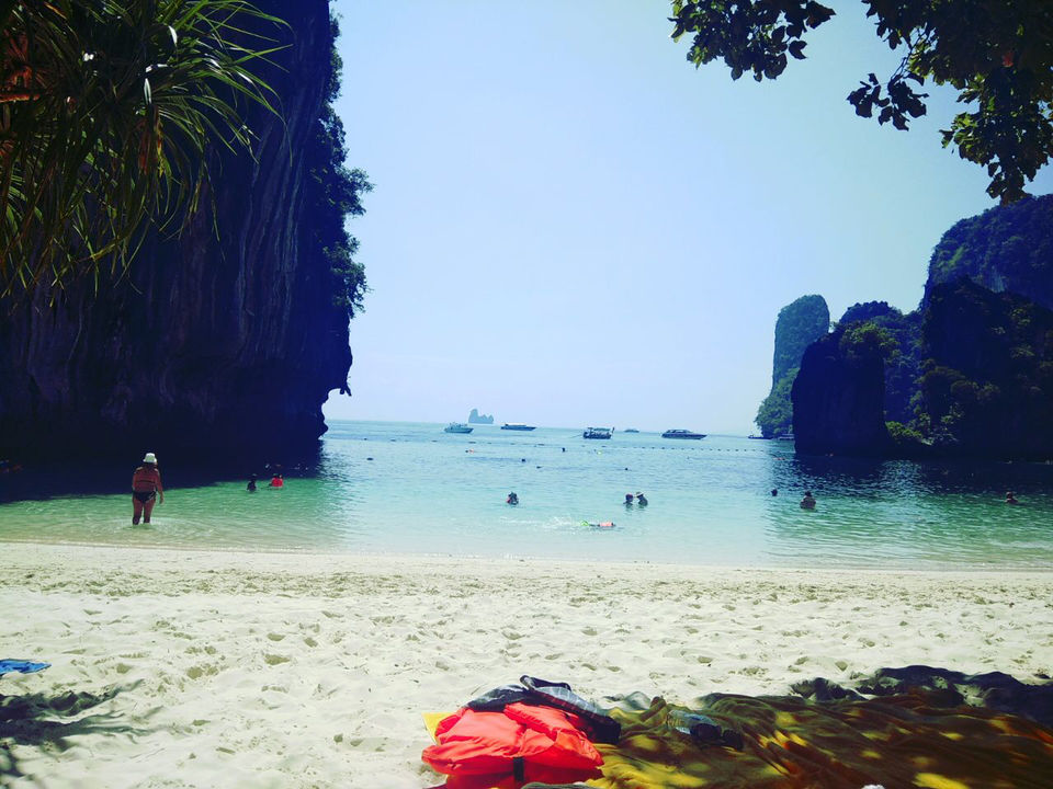 Photo of Blissful 6 Day Bachelorette Trip To Pattaya & Krabi by Deepta Rao