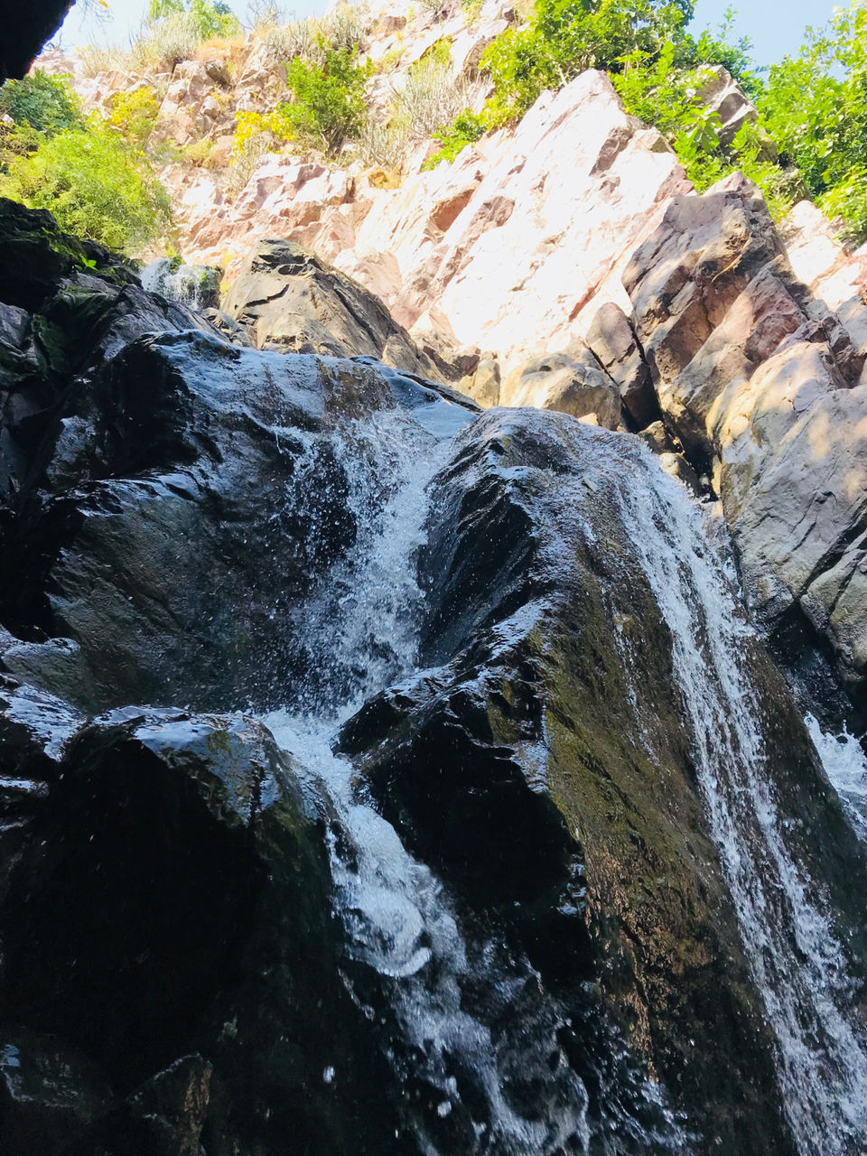 Photo of Hathni Mata Waterfall, Poyali, Gujarat, India by Deepta Rao