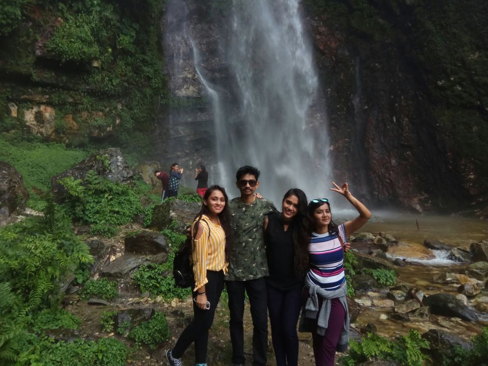Photo of Chhoie Waterfall, Sharchi, Himachal Pradesh, India by Snigdha Gupta