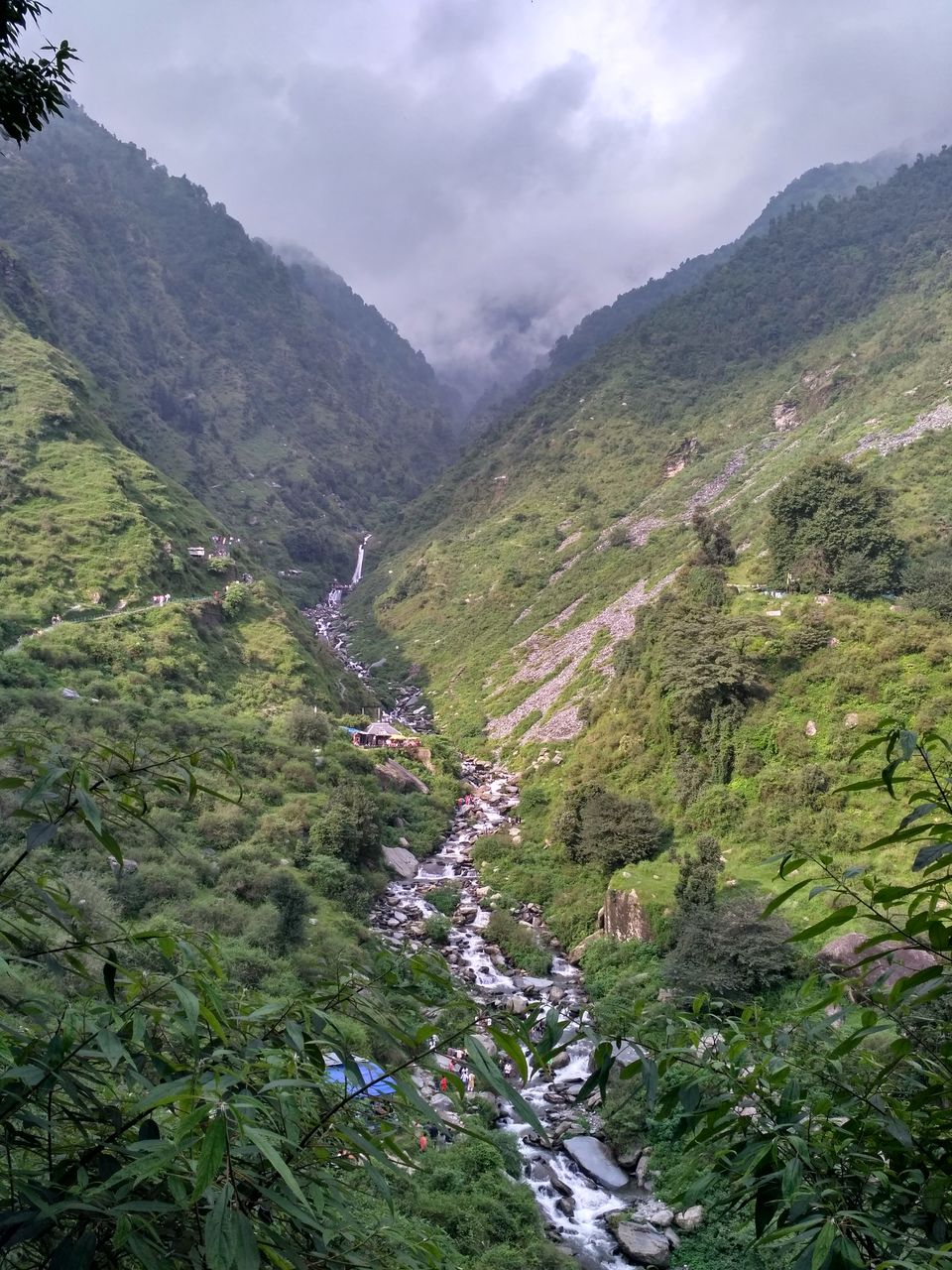 Photo of Bhagsu Nag Waterfall Pathway, Bhagsu Nag, Dharamshala, Himachal Pradesh, India by Snigdha Gupta