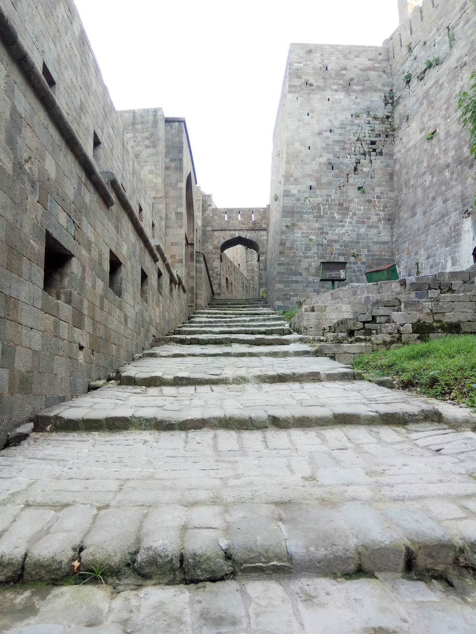 Photo of Kangra Fort, Old Kangra, Kangra, Himachal Pradesh, India by Snigdha Gupta