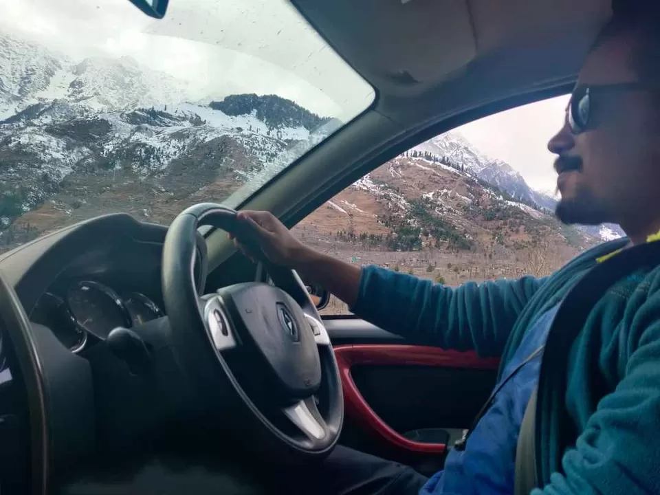 Photo of Manali, Himachal Pradesh, India by Avikalp Jha