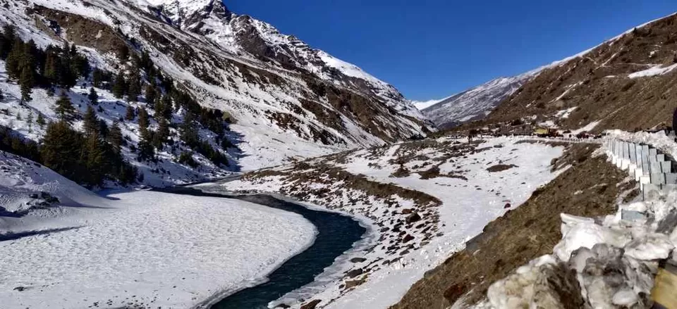 Photo of Sissu, Himachal Pradesh, India by Avikalp Jha