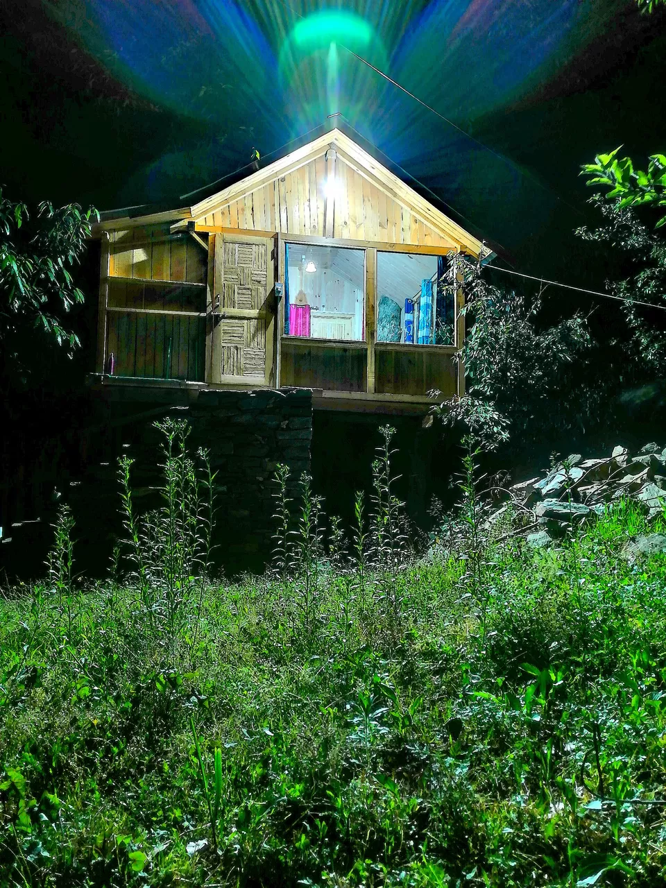 Photo of Jibhi, Himachal Pradesh, India by ankita