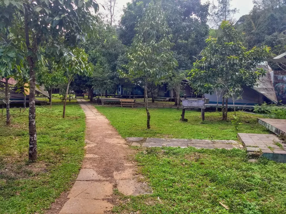 Photo of Bhagavathi Nature Camp Road, Chikkamagaluru, Karnataka, India by travel India