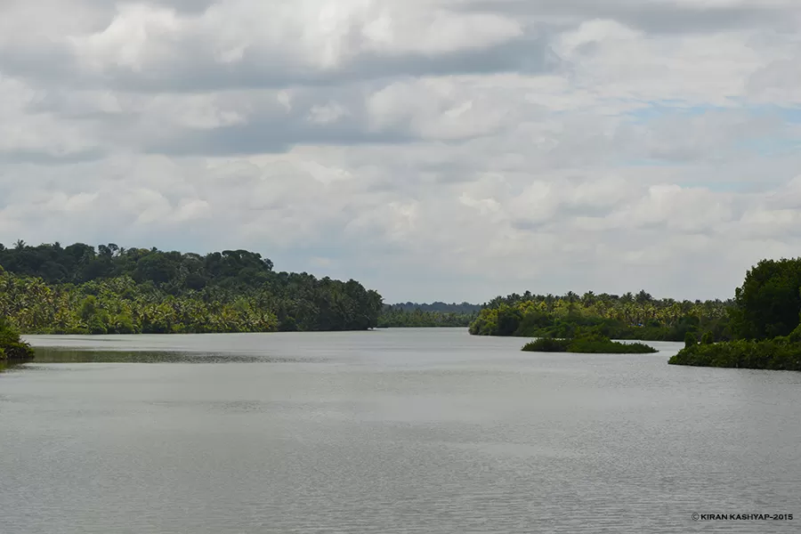Photo of Kerala Diaries--Tale of Eight Lakes. by Kiran Kashyap