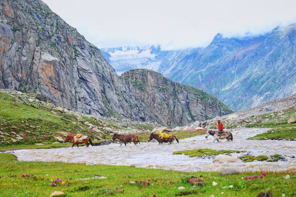 Photo of Why I chose Hampta Pass as my first trekking experience. 15/17 by Khushali Saraf