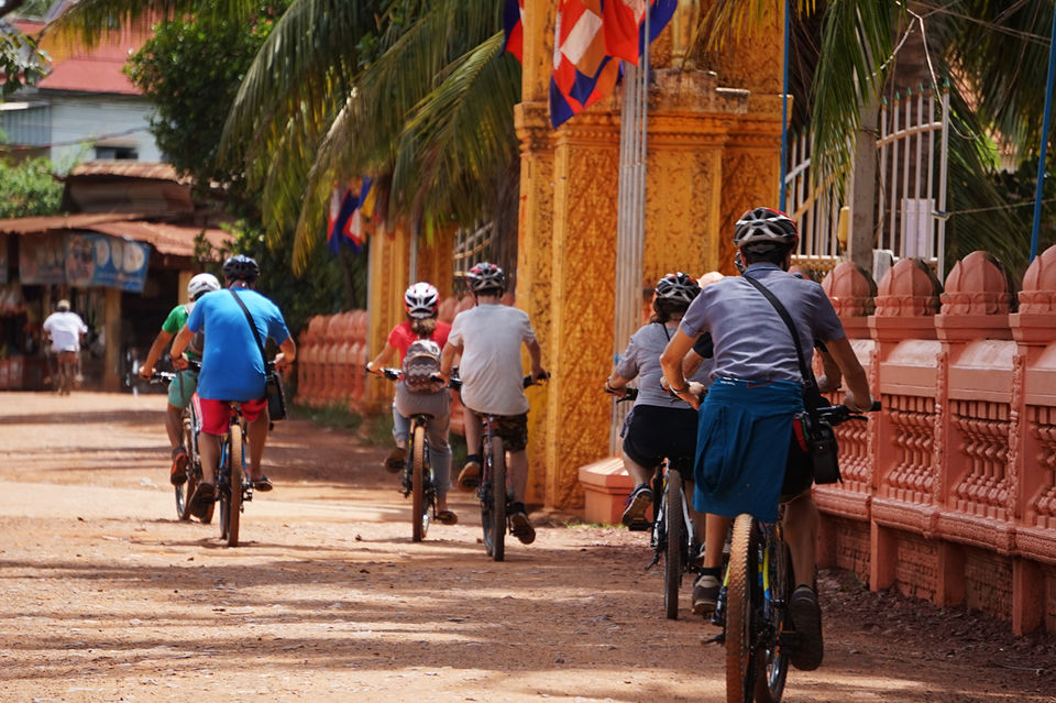 Photo of Siem Reap Countryside Cycling Tour 1/3 by Siem Reaper