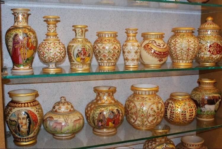 Photo of What and Where to Shop in Jaipur Jaipur
Jaipur, the capital of Rajast 4/8 by Komal Talwalkar