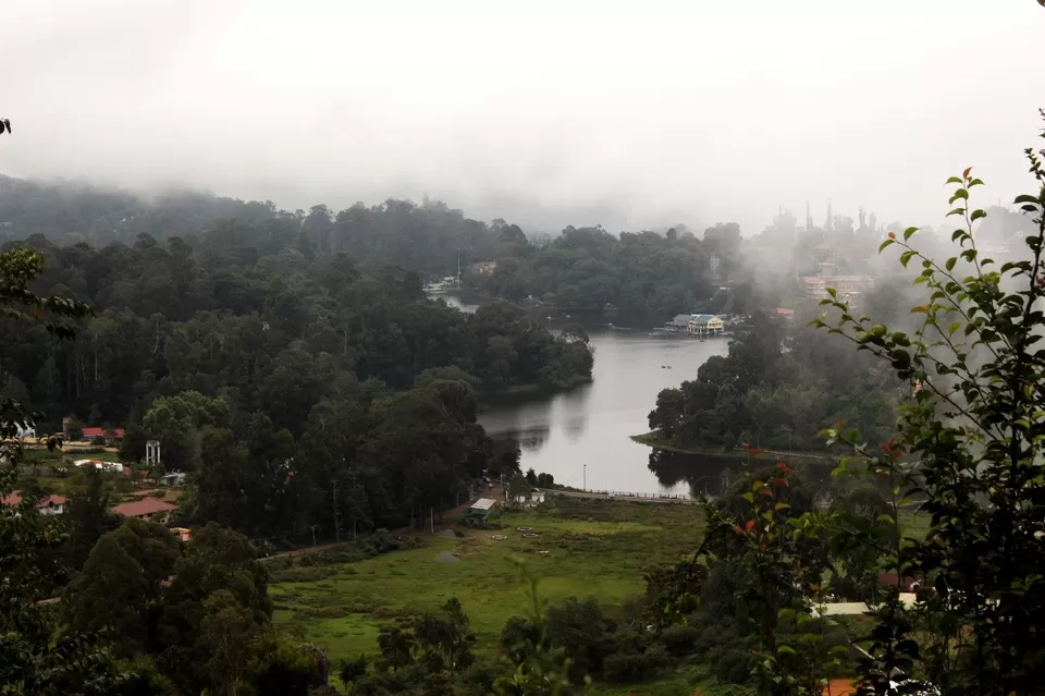Photo of Upper Lake View Point, Kodaikanal, Tamil Nadu, India by Akshansh Singh