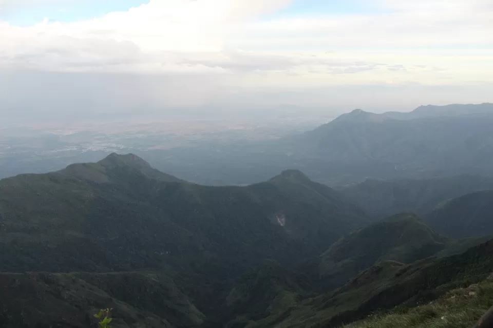Photo of Pillar Rocks Road, Kodaikanal, Tamil Nadu, India by Akshansh Singh