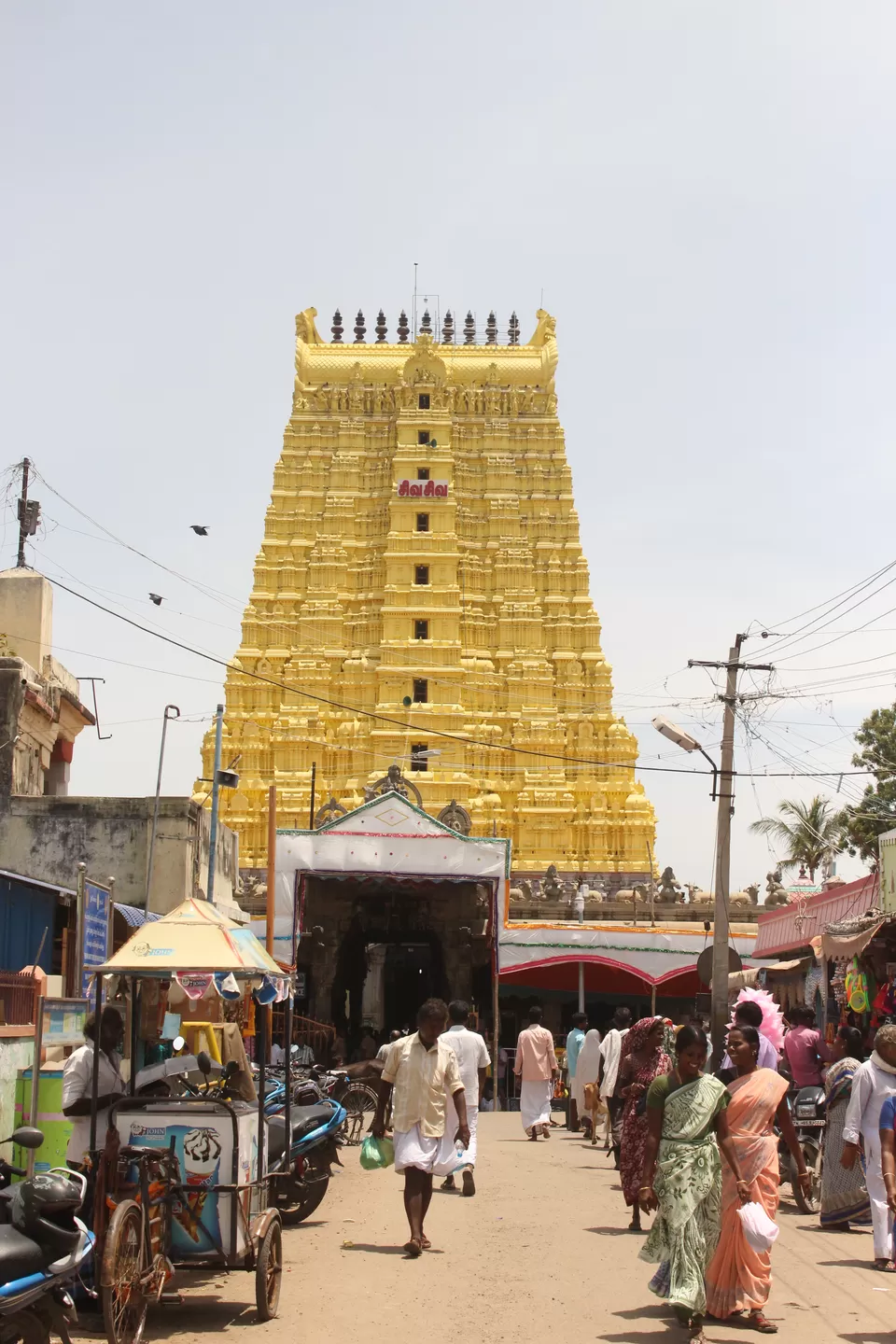 Photo of Ramanathaswamy Temple Gopuram, East Car Street, Rameswaram, Tamil Nadu, India by Akshansh Singh