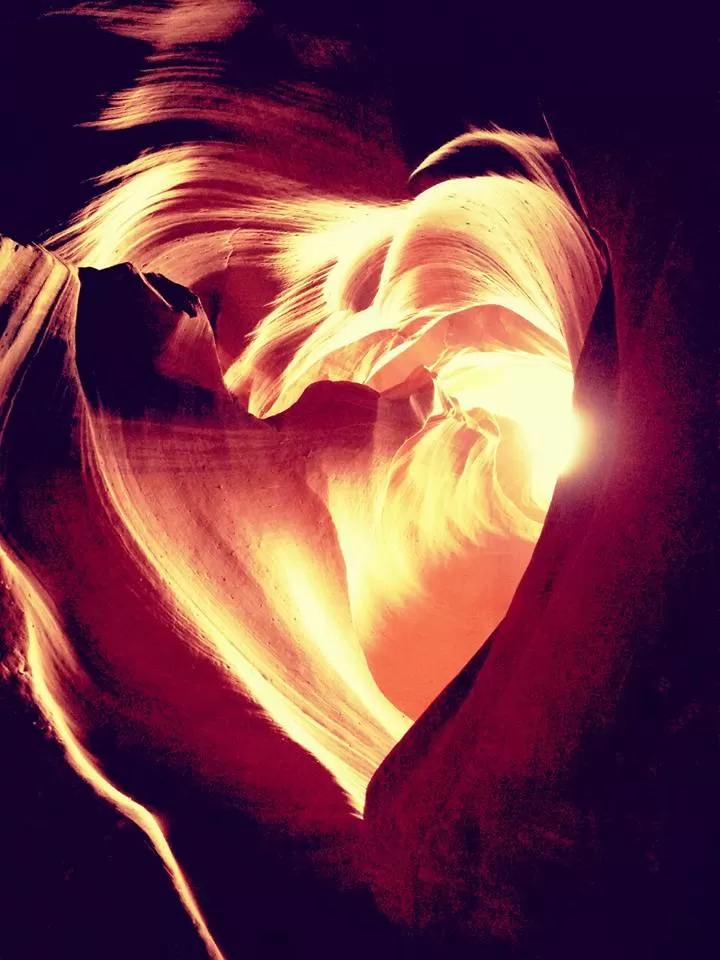 Photo of Upper Antelope Canyon, Page, AZ, United States by Roopal Patel