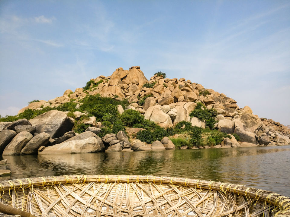 Photo of Hampi: Weekend Backpacking among the ruins of glory! #indiain5k by Niyati Chaudhary