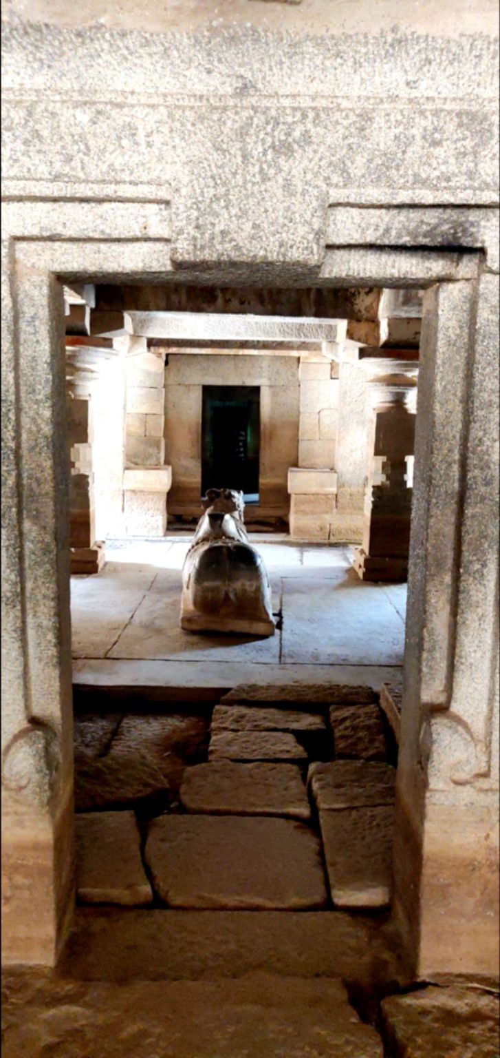 Photo of Prasanna Virupaksha Shiva Temple, Hampi, Karnataka, India by nick_2707