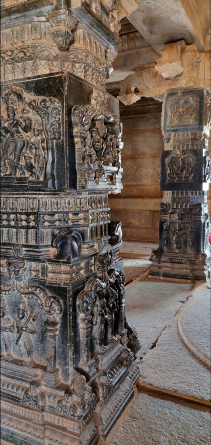 Photo of Hazara Rama Temple, Karnataka, Hindistan by nick_2707