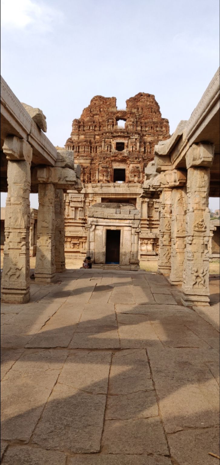Photo of Hampi ruins, Hampi, Karnataka, India by nick_2707