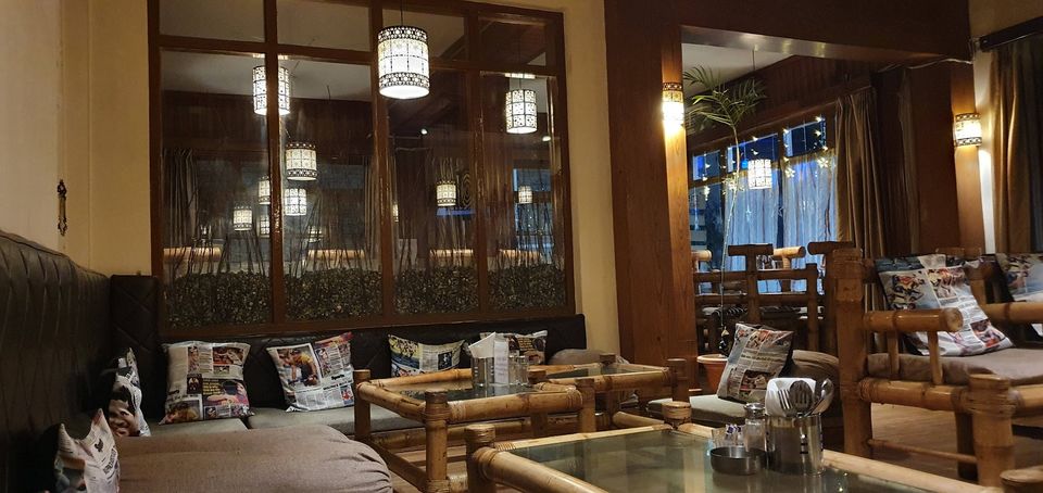 Photo of Drifters' Inn & Cafe- BAR Restaurant in Manu Temple Road Manali, Manu Temple Road, Old Manali, Manali, Himachal Pradesh, India by Divya Golyan