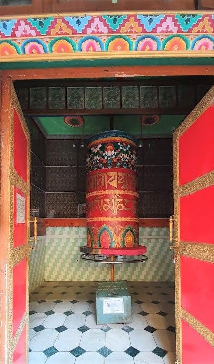 Photo of McLeodganj Market, McLeod Ganj, Dharamshala, Himachal Pradesh, India by Divya Golyan