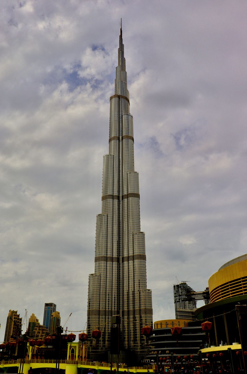 Photo of Burj Khalifa - Sheikh Mohammed bin Rashid Boulevard - Dubai - United Arab Emirates by avantika karwasara