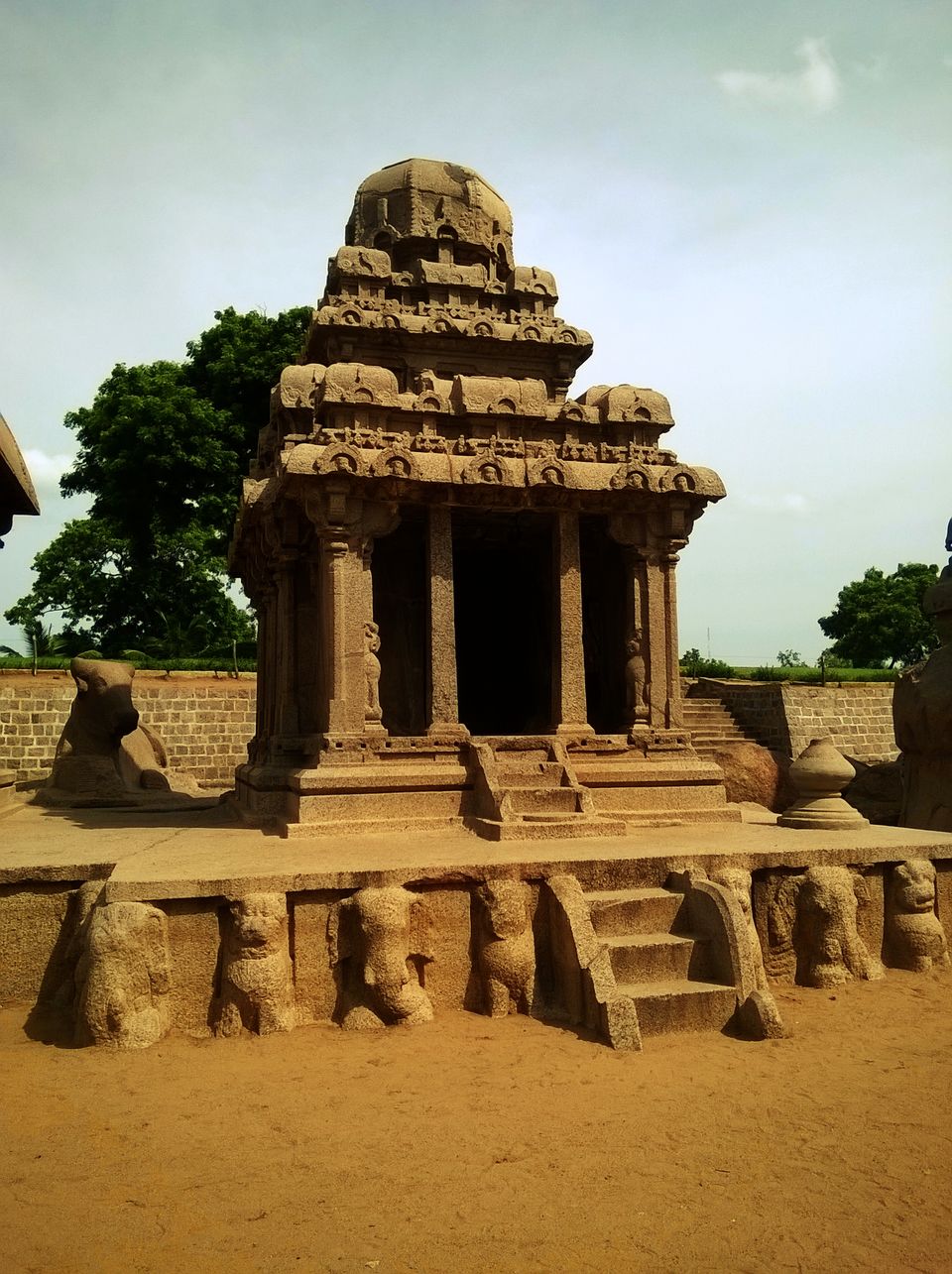 Photo of Mamallapuram- The Monumental Heritage 17/17 by Ashima Banerjee
