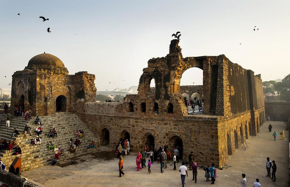 Photo of Meet Genies In This Haunted Fort In Delhi! 2/3 by Nikita Das - Vagabond Stories