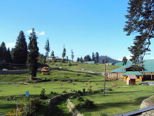Photo of Gulmarg by Nikita Das - Vagabond Stories