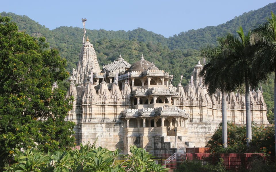 Photo of Ranakpur, Rajasthan, India by Nikita Das - Vagabond Stories