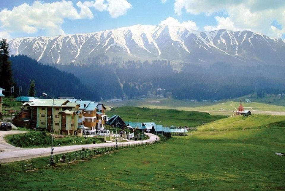 Photo of Breathtaking Hill stations in India you should visit before you breathe your last 13/38 by Priyanka Katiyar