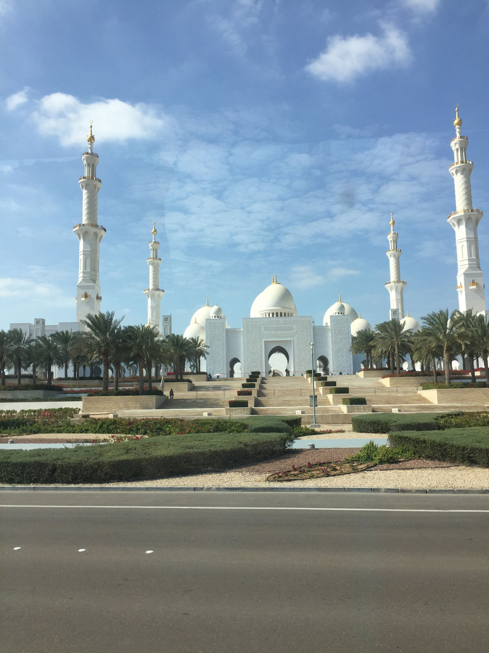 Photo of Abu Dhabi - United Arab Emirates by Nikita Bansal