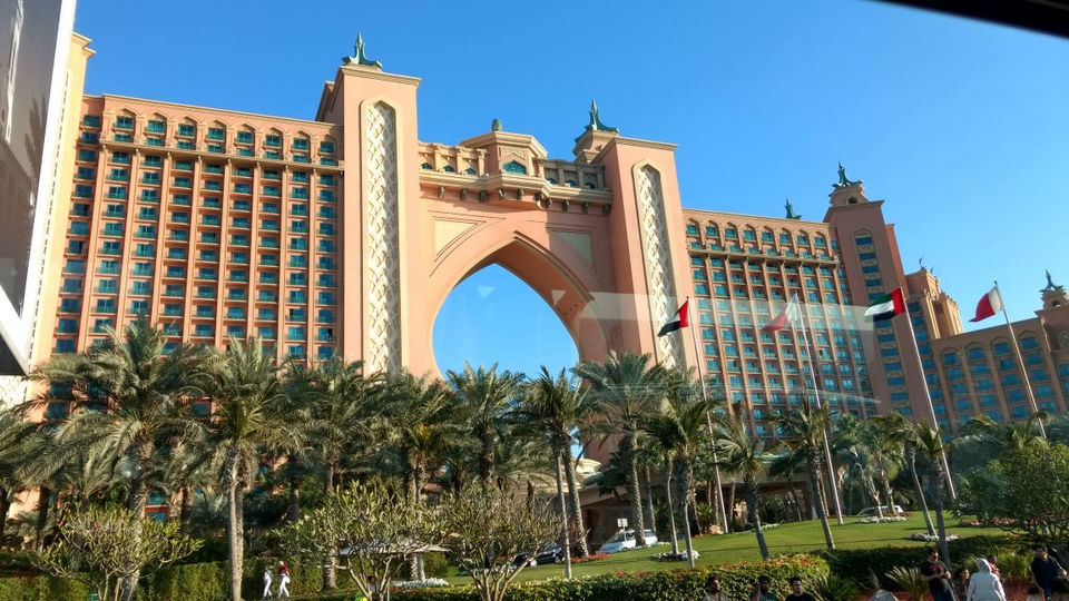 Photo of Atlantis, The Palm - Crescent Road - Dubai - United Arab Emirates by Nikita Bansal