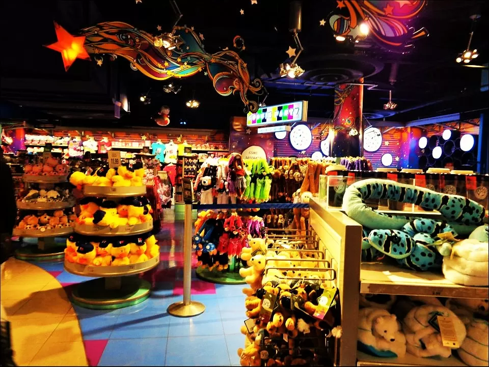 Photo of Toys "R" Us Express, 6th Avenue, New York, NY, United States by Ankita Borkakoty
