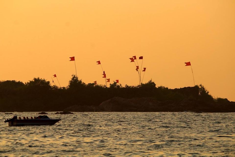 Photo of Tarkarli: Perfect for a weekend trip to break the monotonicity of day to day life 7/8 by Satyajit More