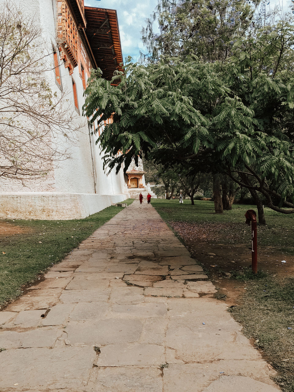 Photo of Punakha Dzong, Bhutan by Raashi