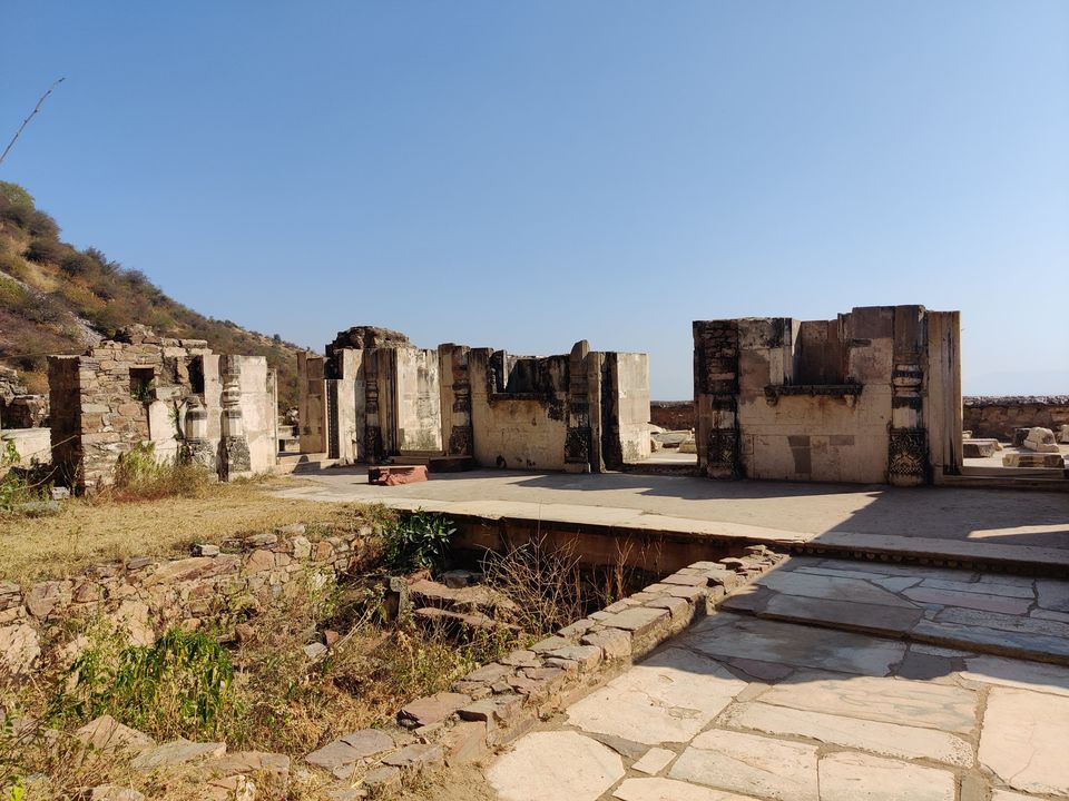Photo of Bhangarh Fort - Scary or not?? by Deepak Kapoor