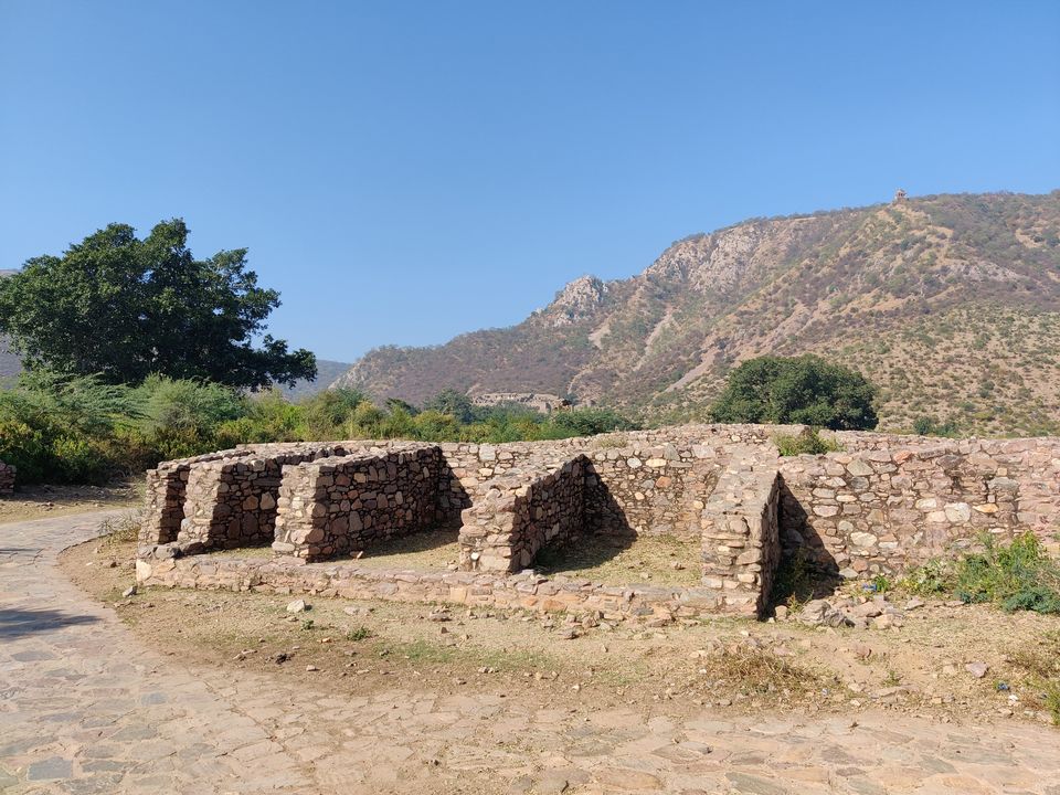 Photo of Bhangarh Fort - Scary or not?? by Deepak Kapoor