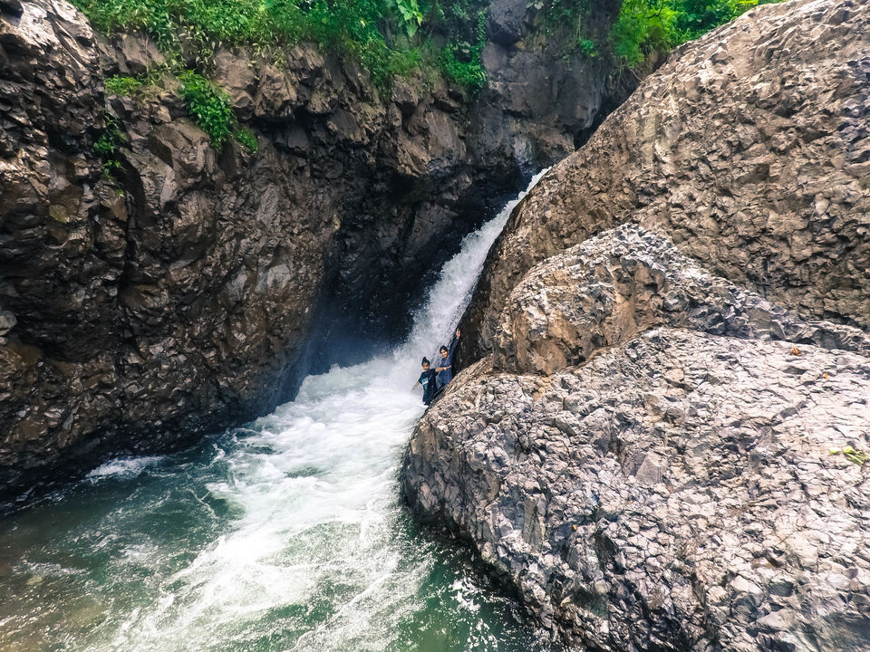 Photo of This Getaway of Green Valleys and Sparkling Waterfalls is Western India's Best-kept Secret! by Numrata Navada