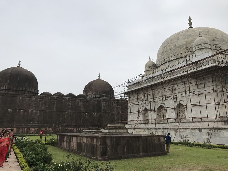 Photo of Maheshwar, Mandu and Monsoon! by Abhilaasha Nagarajan