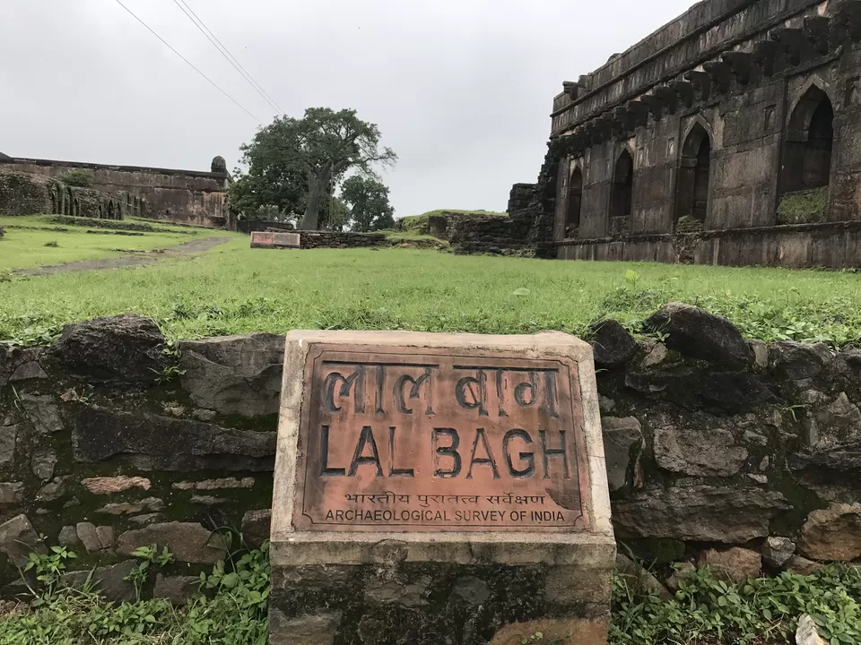 Photo of Roopmati Pavilion, Mandav, Madhya Pradesh, India by Abhilaasha Nagarajan