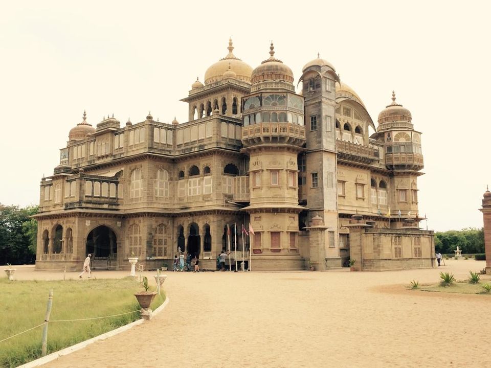 Photo of Vijay Vilas Palace, Mandvi Rural, Gujarat, India by Priyanka Tawaniya