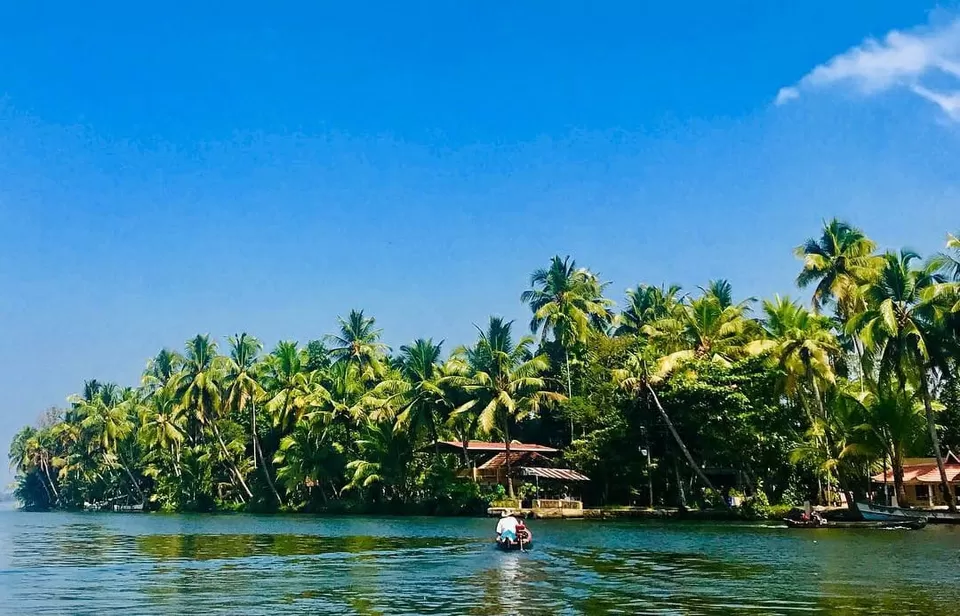 Photo of Alleppey, Kerala, India by Roopkishor Singh