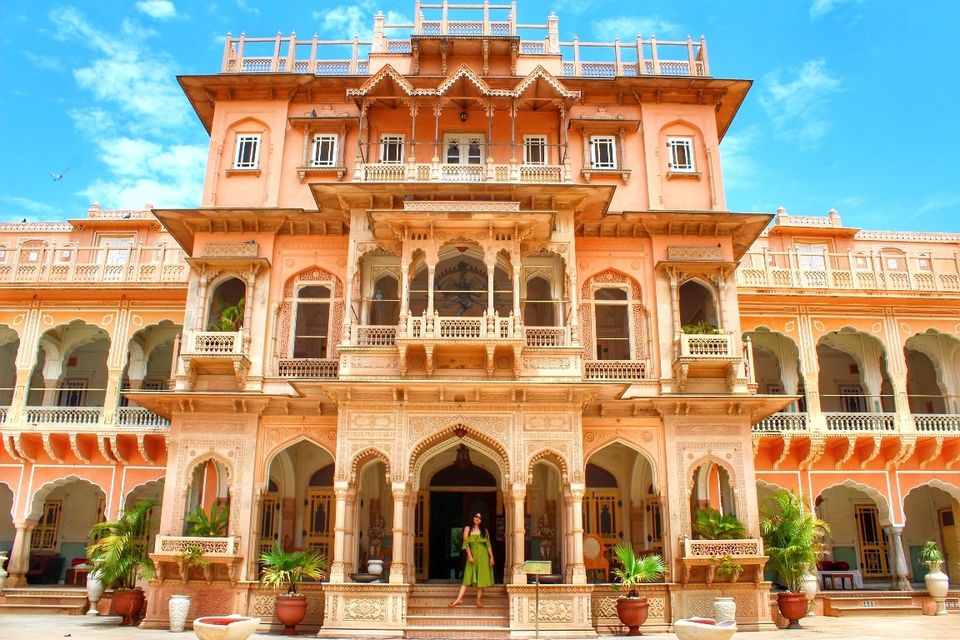 Photo of Chomu Palace: Jaipur 2/29 by Isha Anandpura