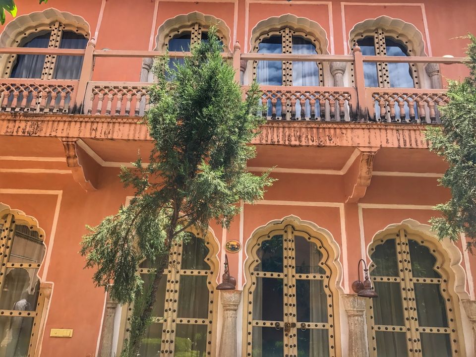 Photo of Chomu Palace: Jaipur 5/29 by Isha Anandpura