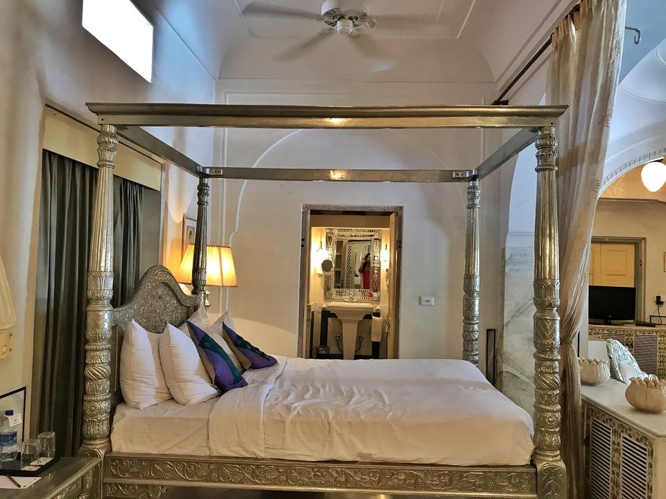 Photo of Chomu Palace: Jaipur 13/29 by Isha Anandpura